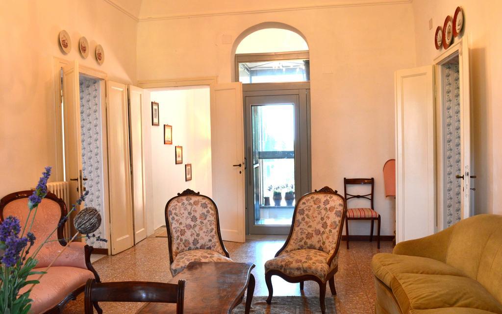 Villa S. Caterina Fauglia Pokoj fotografie